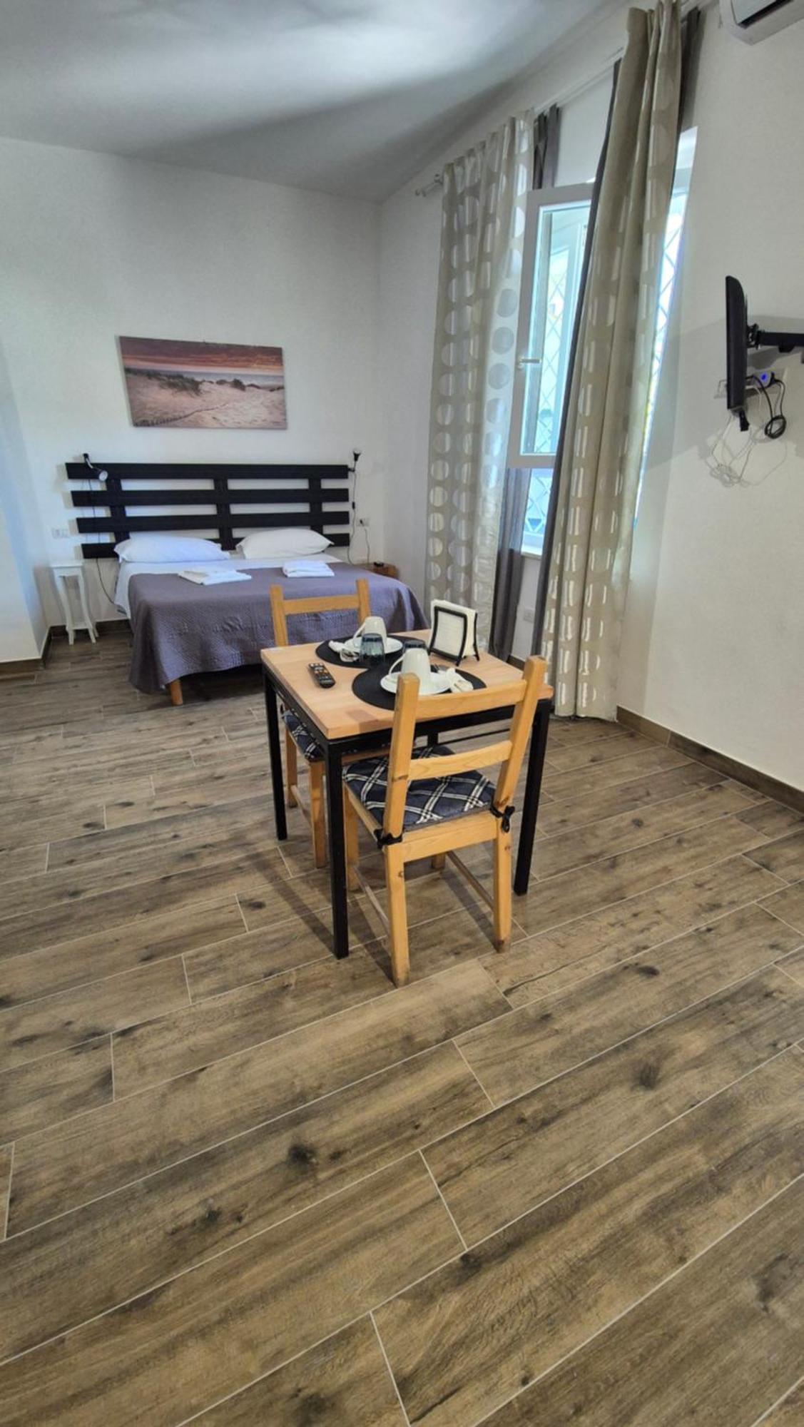 Casa Marzio Apartments Ф'юмічіно Екстер'єр фото